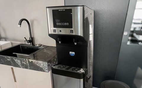 深圳南山區(qū)某某設(shè)計(jì)公司-租賃直飲機(jī)項(xiàng)目