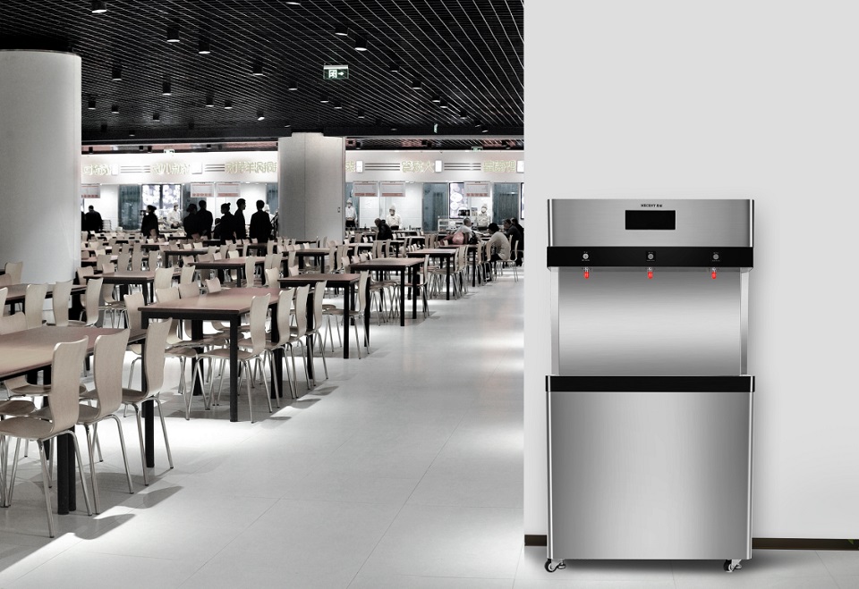 反滲透直飲水機(jī)有哪些優(yōu)勢(shì)特點(diǎn)？濾芯的作用有哪些？